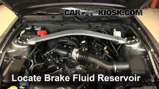 2013 Ford Mustang 3.7L V6 Convertible Brake Fluid Check Fluid Level